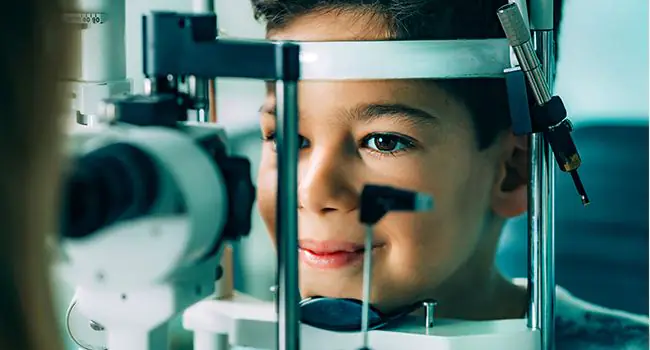 child-eye-problems-symptoms