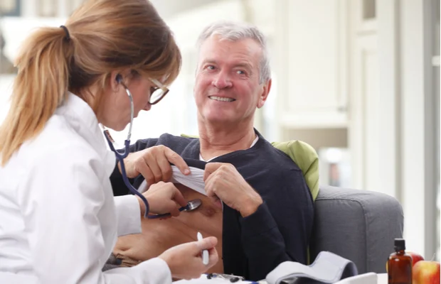 man-having-heart-check-up-620x400-ss-noexp